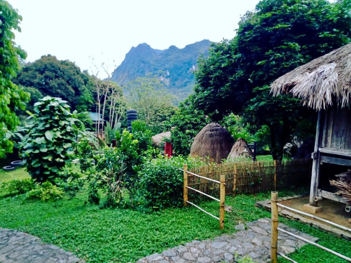 ホテル Muong Retreat- Nghi Duong Xanh Trong Bao Tang Van Hoa Nghe Thuat,Hòa Bình エクステリア 写真