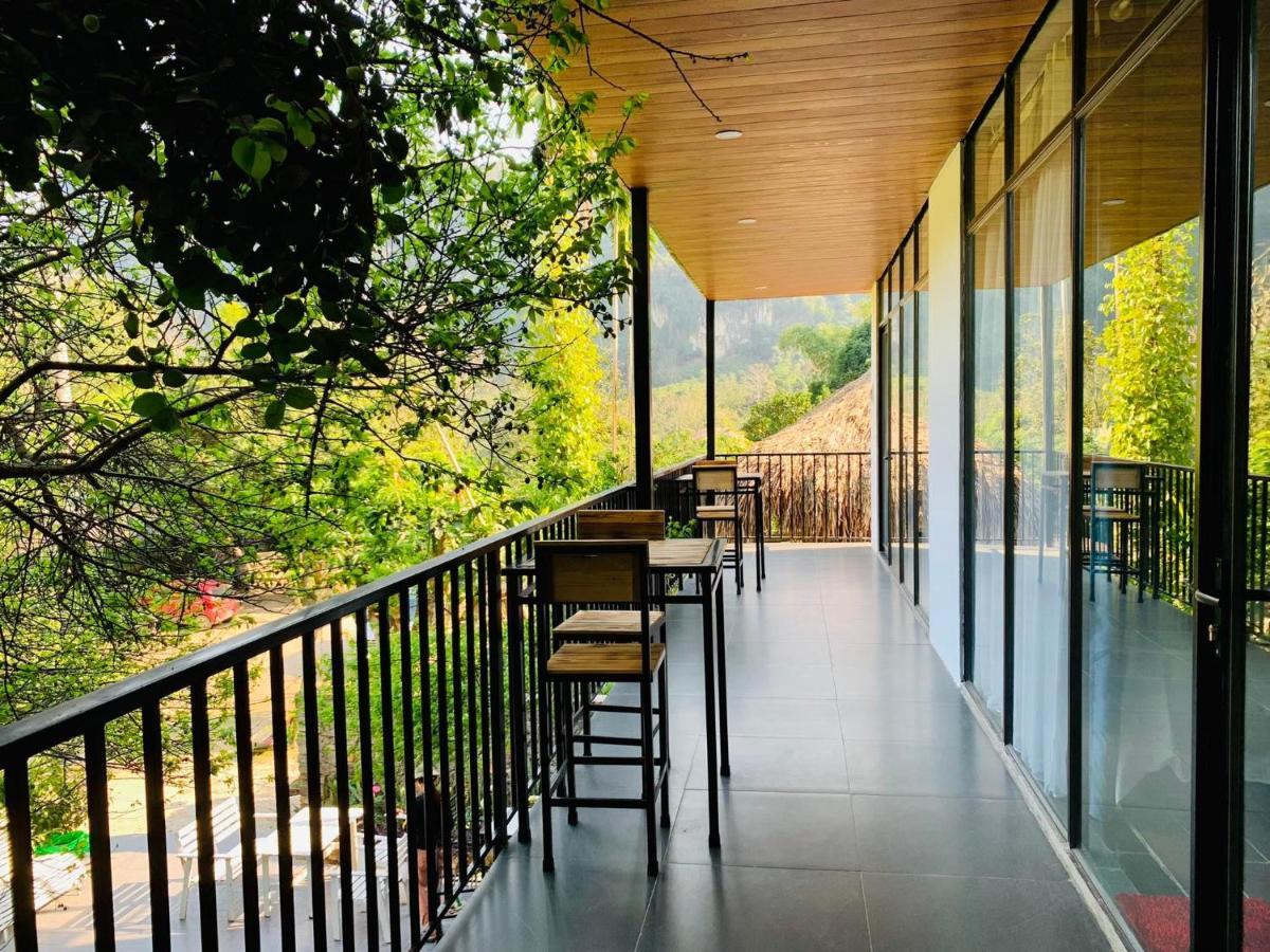 ホテル Muong Retreat- Nghi Duong Xanh Trong Bao Tang Van Hoa Nghe Thuat,Hòa Bình エクステリア 写真