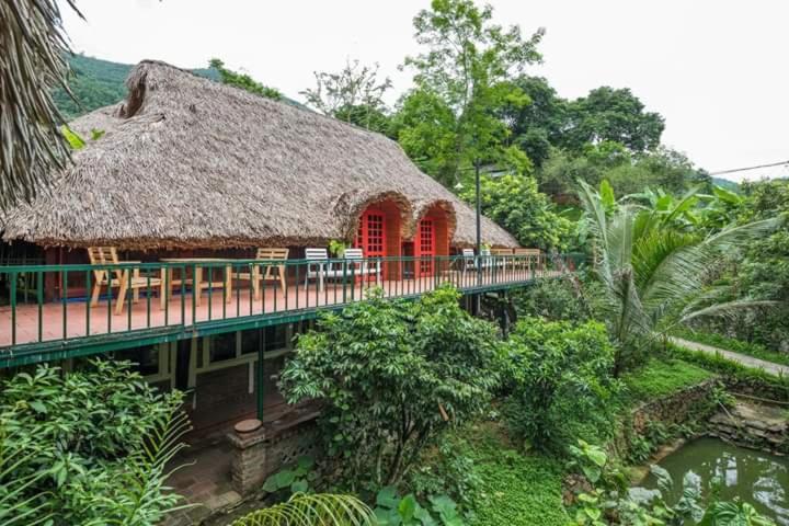 ホテル Muong Retreat- Nghi Duong Xanh Trong Bao Tang Van Hoa Nghe Thuat,Hòa Bình エクステリア 写真